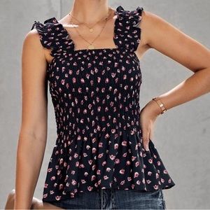 Isalis Floral Smocked  Tank Top Size Small